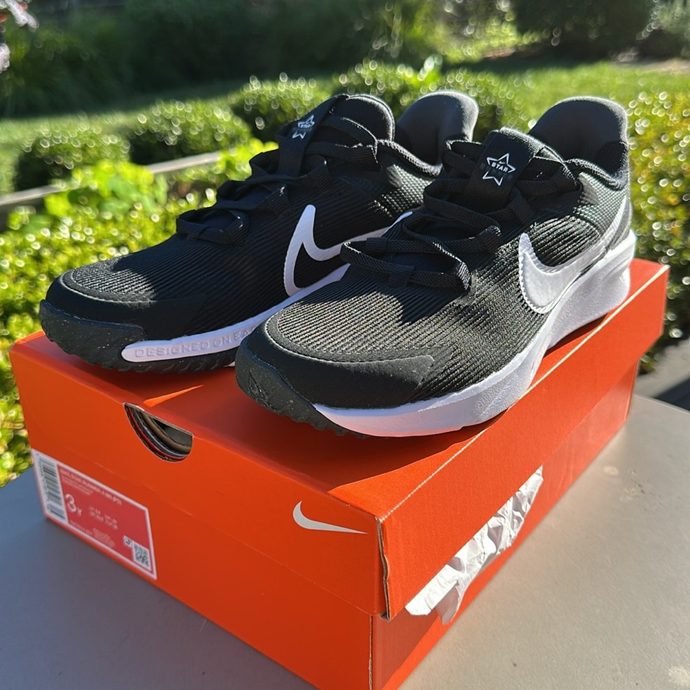 Nike Star Runner